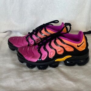Nike Air Vapormax Plus Sherbet Womens size 8
